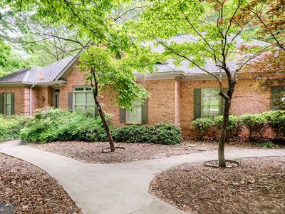 260 Emerald Lake Dr, Fayetteville, GA, 30215