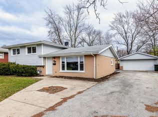18921 Loretto Ln, Country Club Hills, IL