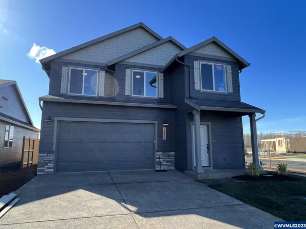 11200 Blueberry Loop NE, Donald, OR 97020
