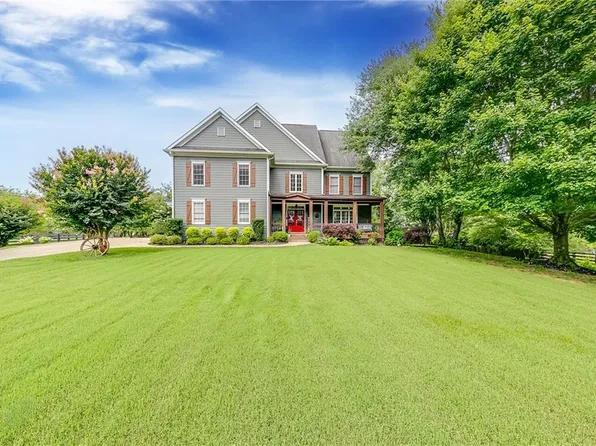 141 Red Gate Lakes Dr, Canton, GA 30115