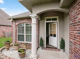 10055 Chanel Dr, Denham Springs, LA 70706