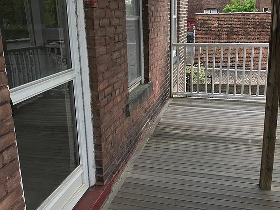 2nd image of 2034 Fairview Ave APT 1
