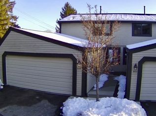 954 New Haven Ct, Northville, MI