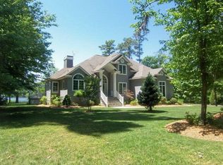 393 Morgan Dr, Hertford, NC 27944