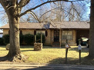 602 S 9th St, Charleston, MO 63834