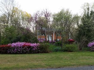 145 Beachmont Dr, Blue Ridge, VA 24064