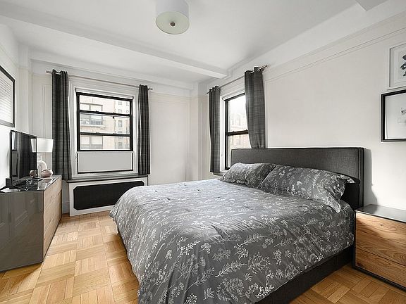 4th image of 215 W 92nd St APT 6H