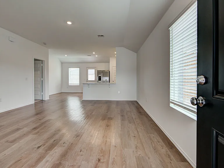 6100 Western Redbud Trl — Photo 8