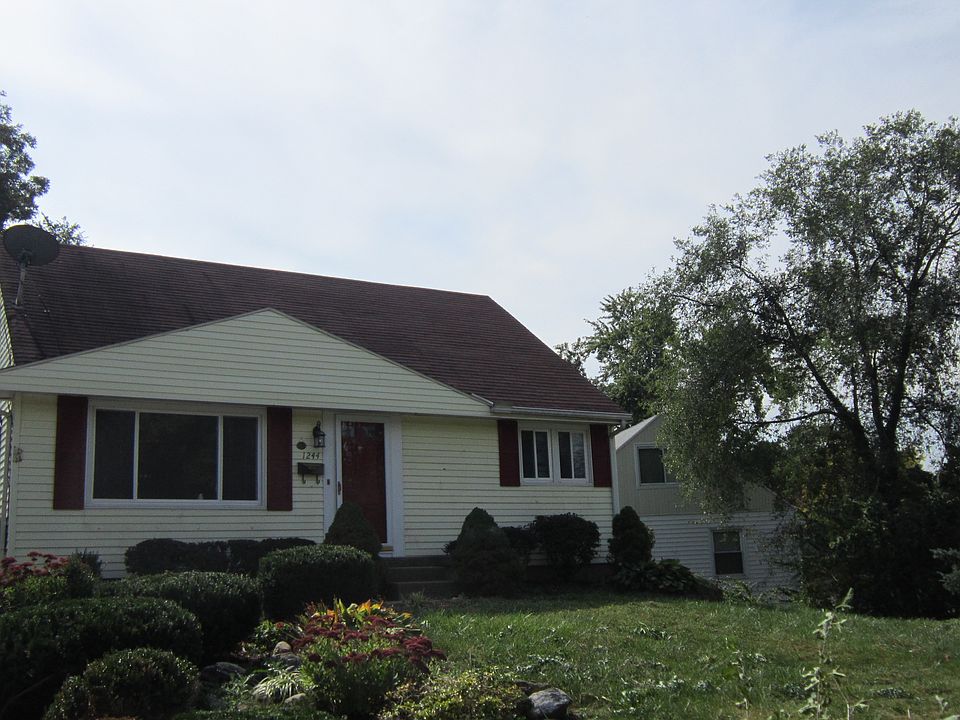 Front of house