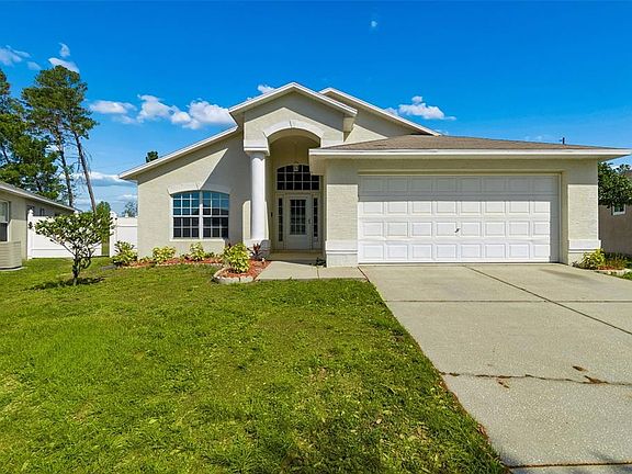 3rd image of 7904 Floradora Dr