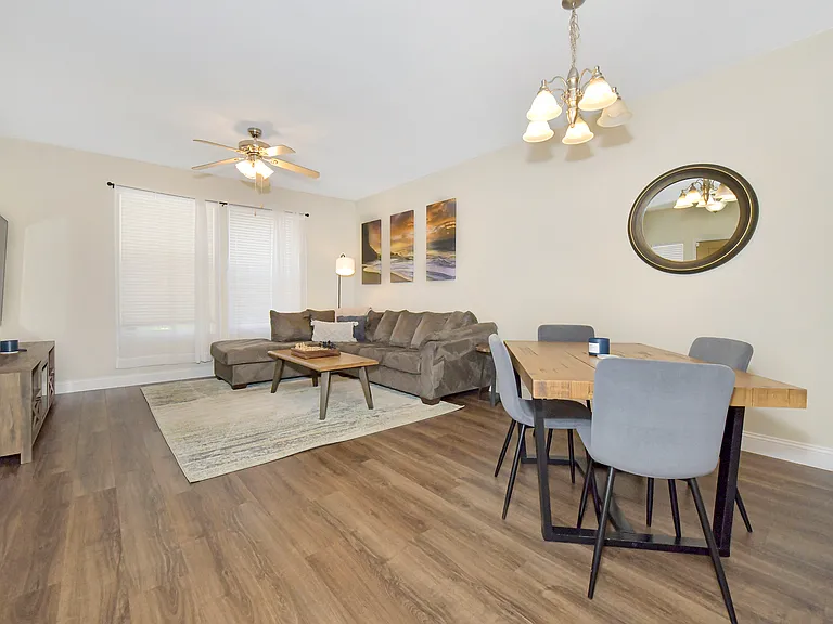 7843 Sandy Springs Point — Photo 8