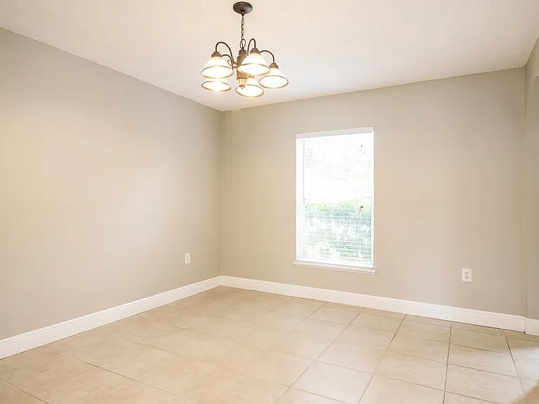 598 Wekiva Bluff St — Photo 4