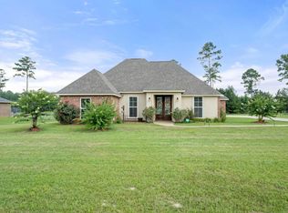 156 James Dr, Leesville, LA 71446