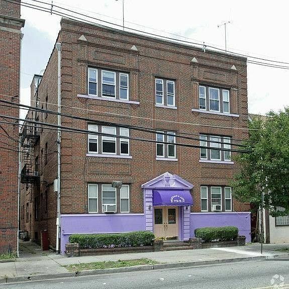 1st image of 773 Sanford Ave APT 1