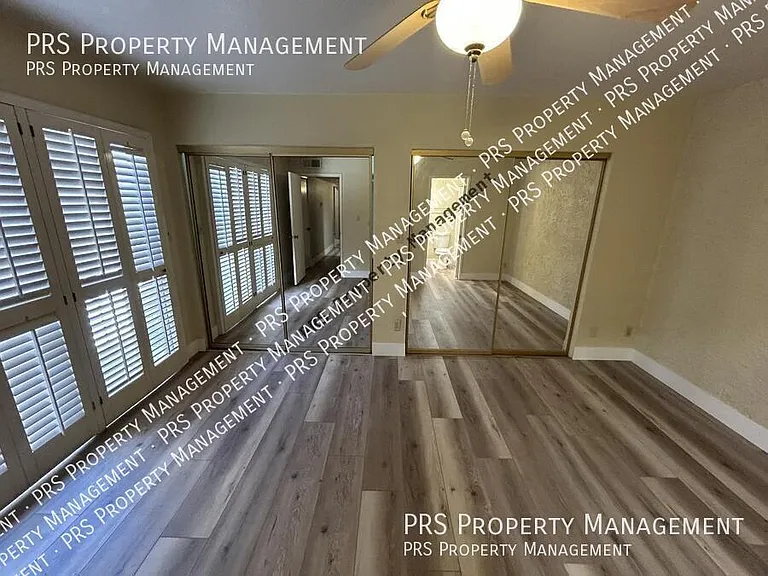 5100 N Miller Rd #11 — Photo 26