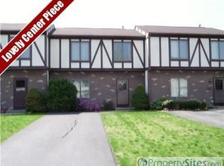 16 Zugibe Ct, West Haverstraw, NY 10993