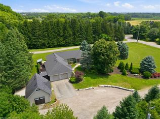 19 Concession 5 E, Flamborough, ON L8B 1K4