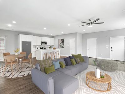 3700 Pueblo St, Dallas, TX, 75212
