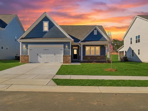 305 Brindle Dr, Fuquay Varina, NC 27526