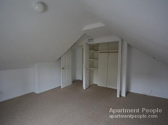 5th image of 3046 N Clifton Ave #Ch2