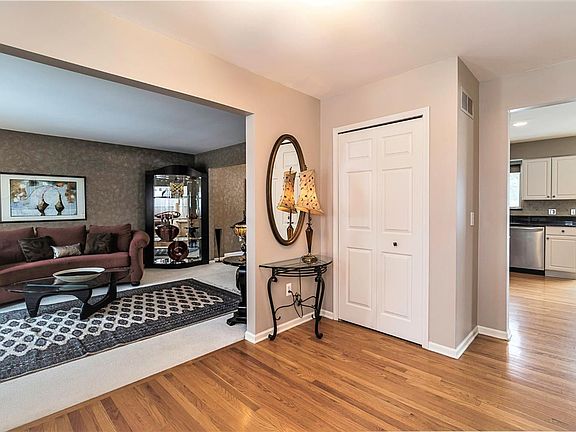 5th image of 2271 Moss Rose Ct