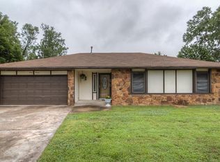 3013 S Ash Ave W, Broken Arrow, OK 74012