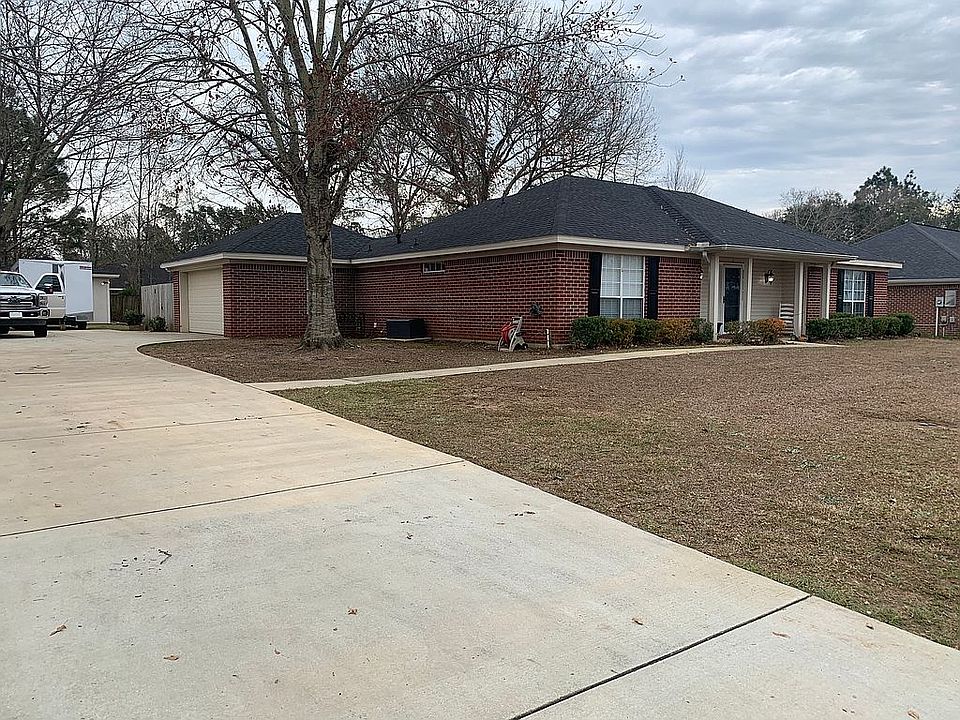 1st image of 1305 Colonial Hills Dr