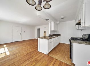 310 S Gramercy Pl APT 3, Los Angeles, CA 90020