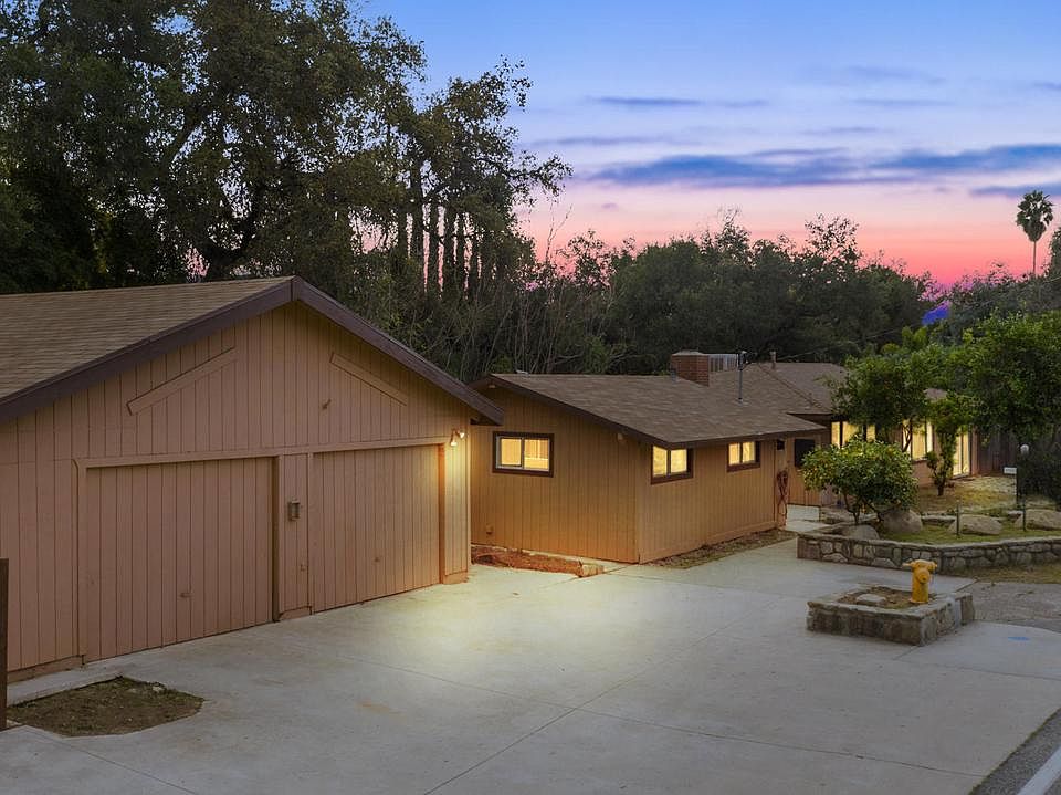 1st image of 234 N La Luna Ave