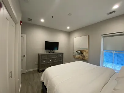 3 Burkes Beach Rd #B — Photo 7