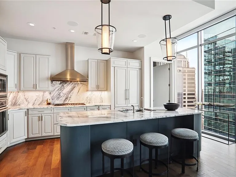 1065 Peachtree St NE #3005 — Photo 3