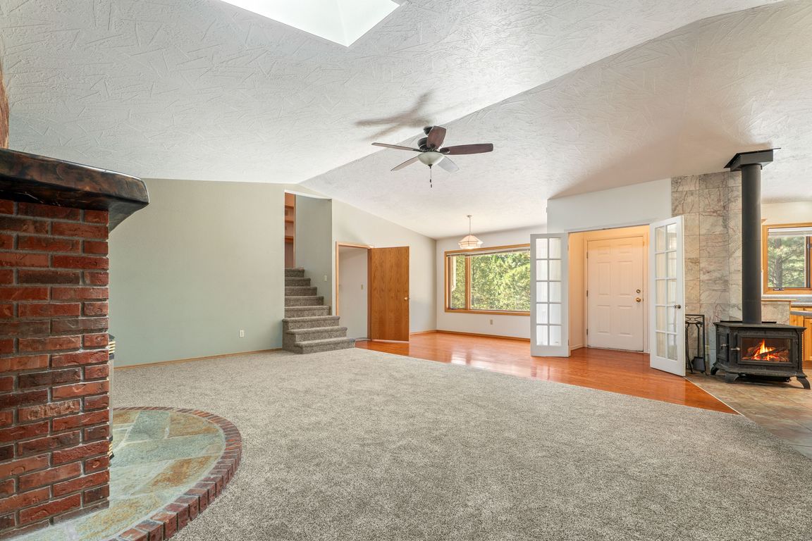 next background image