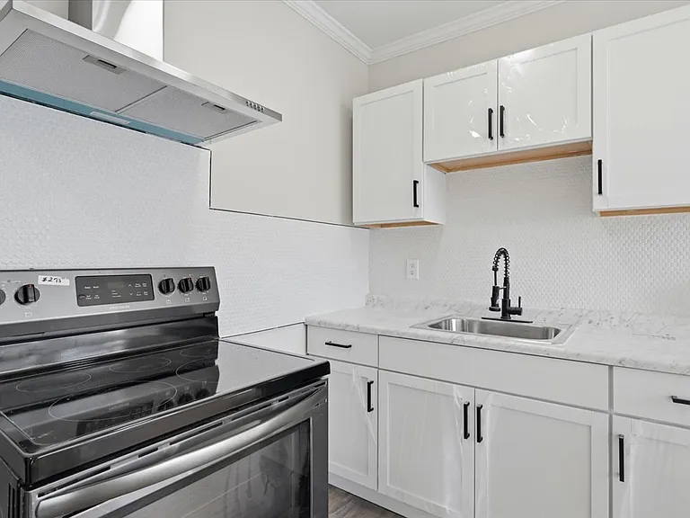 10144 Sterritt St #101 — Photo 15