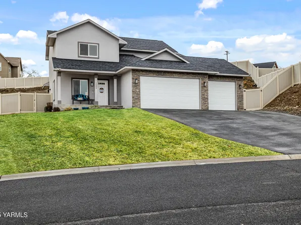 1408 W 1st Ave, Selah, WA 98942