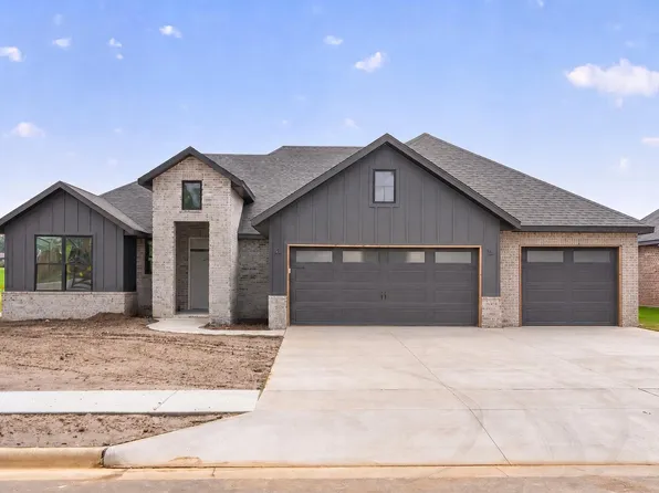 1608 S Pinecone Path, Springfield, MO 65809