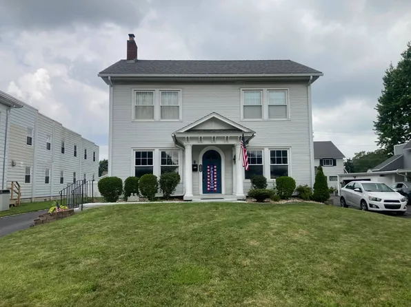 1924 N Main St, Findlay, OH 45840