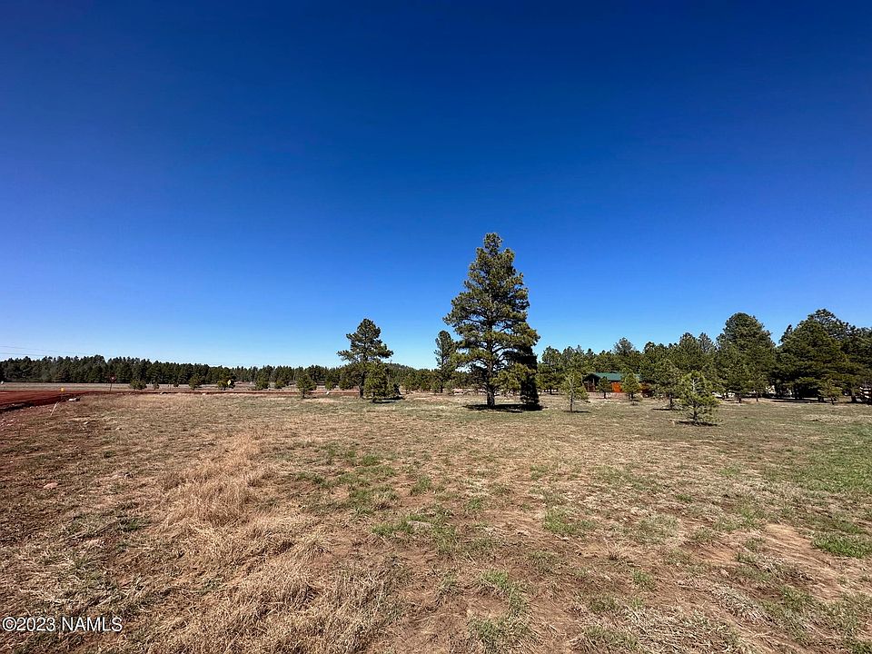 1st image of 3456 E Pinetree Dr