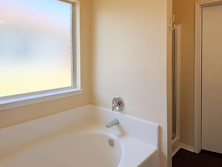 833 Edgehill Rd — Photo 21