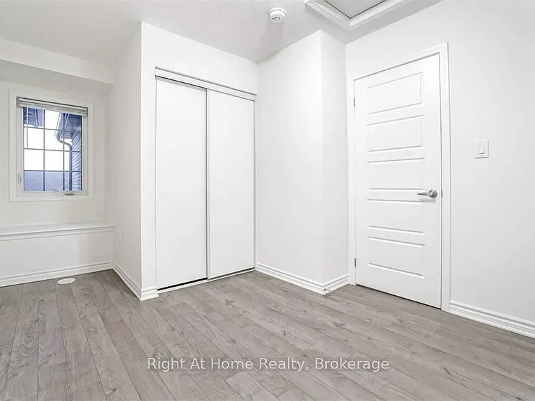 297 Murlock Hts — Photo 19