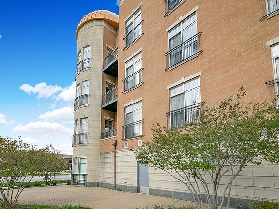 2nd image of 6425 W Touhy Ave #1F