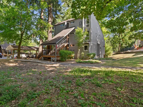 100 Kerr Pkwy APT 42, Lake Oswego, OR 97035