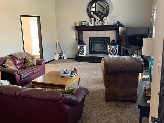 2nd image of 6462 NW Valley Dr
