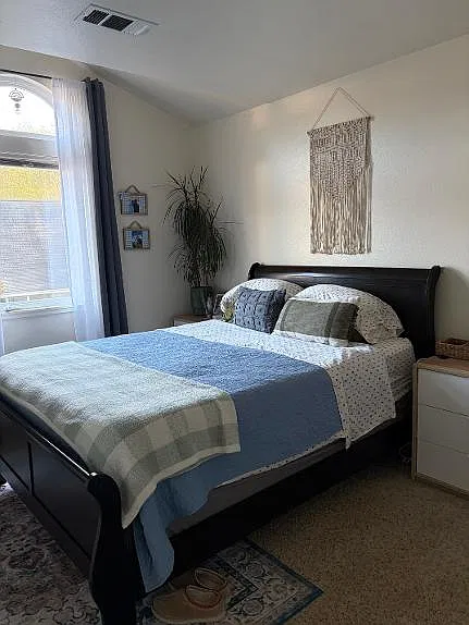 2 bed, 2.5 bath, $1,950 — Photo 2