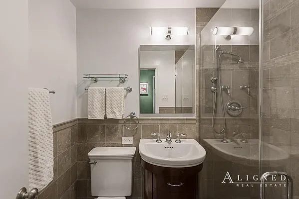 Sold by Isaacs Ganz Real Estate | media 6