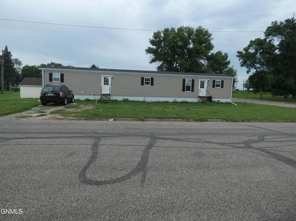 322 5th St W, Napoleon, ND 58561