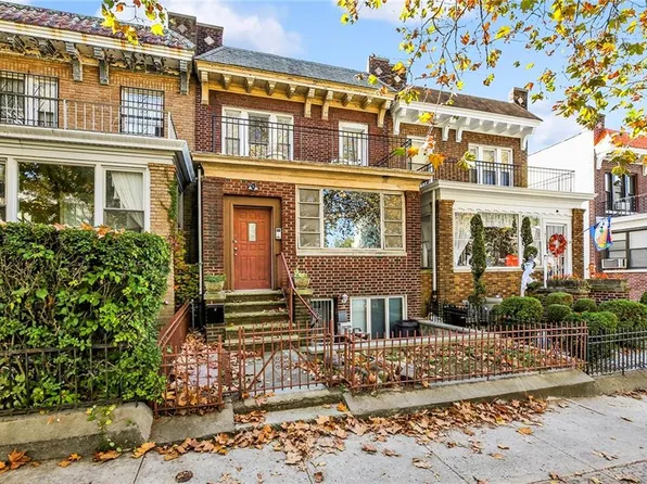 178 68th St, Brooklyn, NY 11220