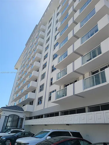 9195 Collins Ave Photo 1
