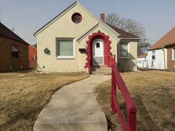 4943 N 24th Pl, Milwaukee, WI 53209