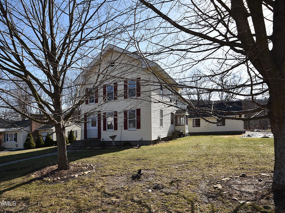 556 Main St, Dalton, MA 01226 Zillow