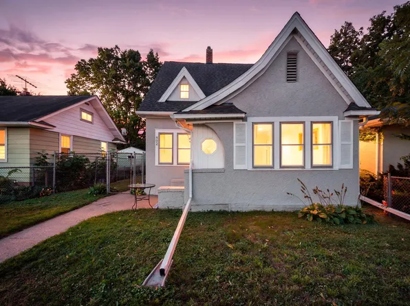 802 Fuller Ave, Saint Paul, MN 55104